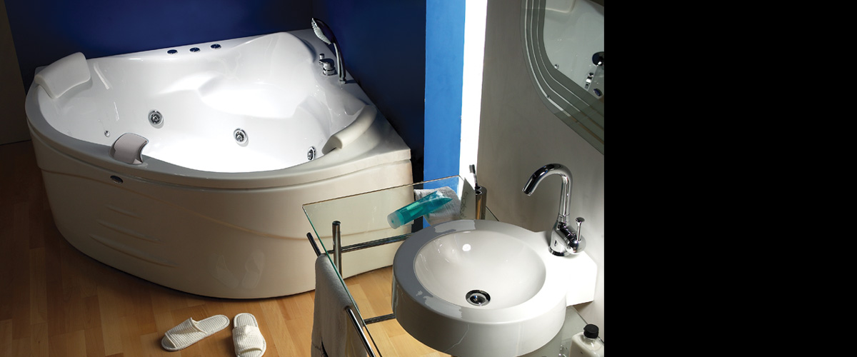 Picasso Corner Bathtubs