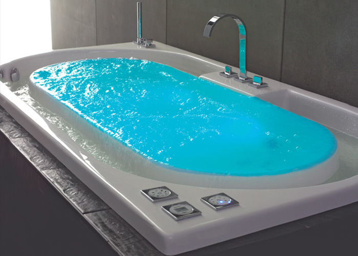 Capsula Overflow Bathtubs