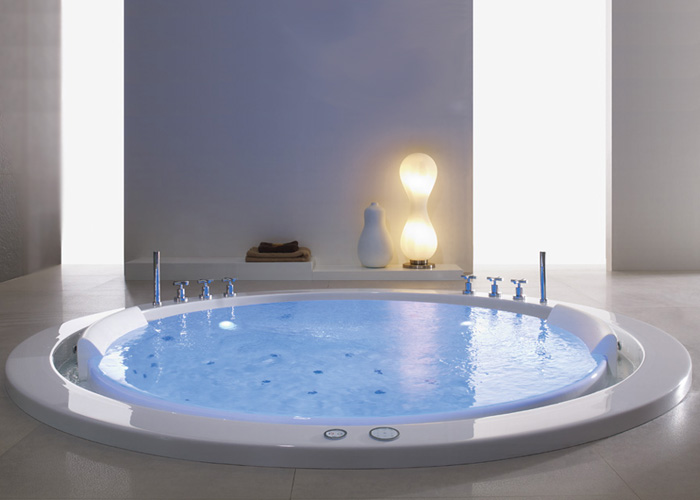 Verona Overflow Bathtubs
